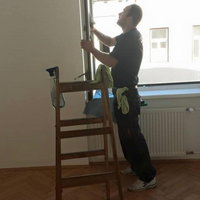 Fensterreinigung bei Gebäudereinigung Miomir Prcaic